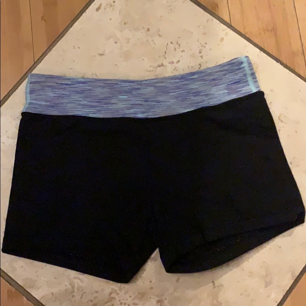 Ivivva booty shorts!